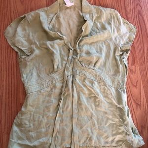 Medium perfect fit Old Navy light green blouse